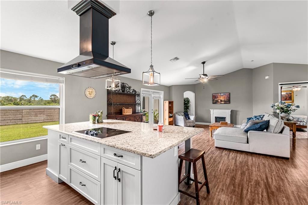 5013 Dania Cir , Labelle, FL 33935 Photo