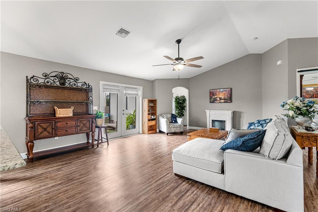 5013 Dania Cir , Labelle, FL 33935 Photo
