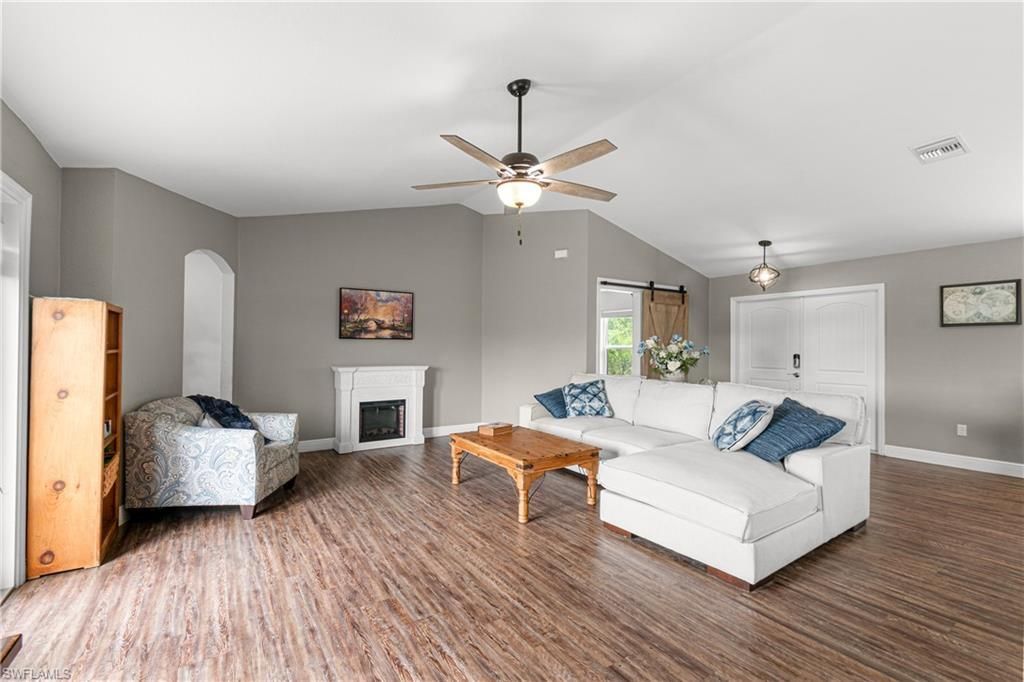 5013 Dania Cir , Labelle, FL 33935 Photo
