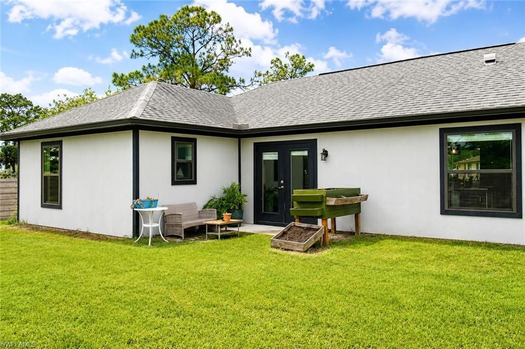 5013 Dania Cir , Labelle, FL 33935 Photo