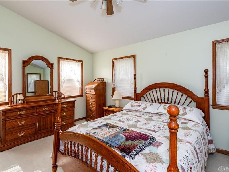 410 Lawnview Avenue, Springfield, OH 45505 Photo 19