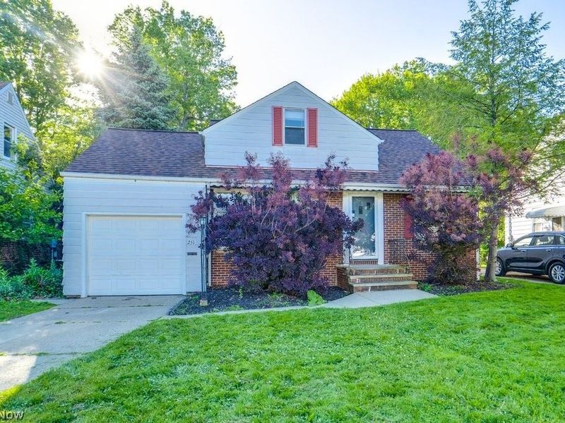 251 E 286th Street, Willowick, OH 44095 Photo 2