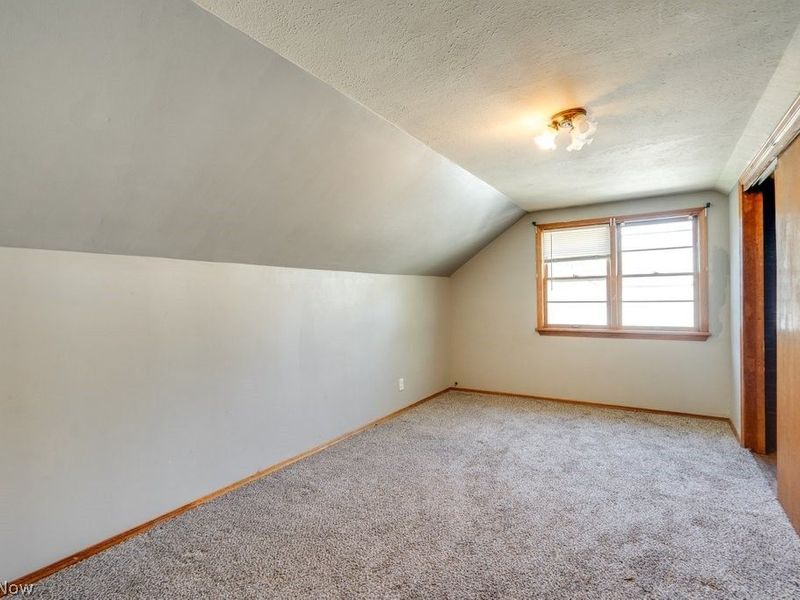 251 E 286th Street, Willowick, OH 44095 Photo 24