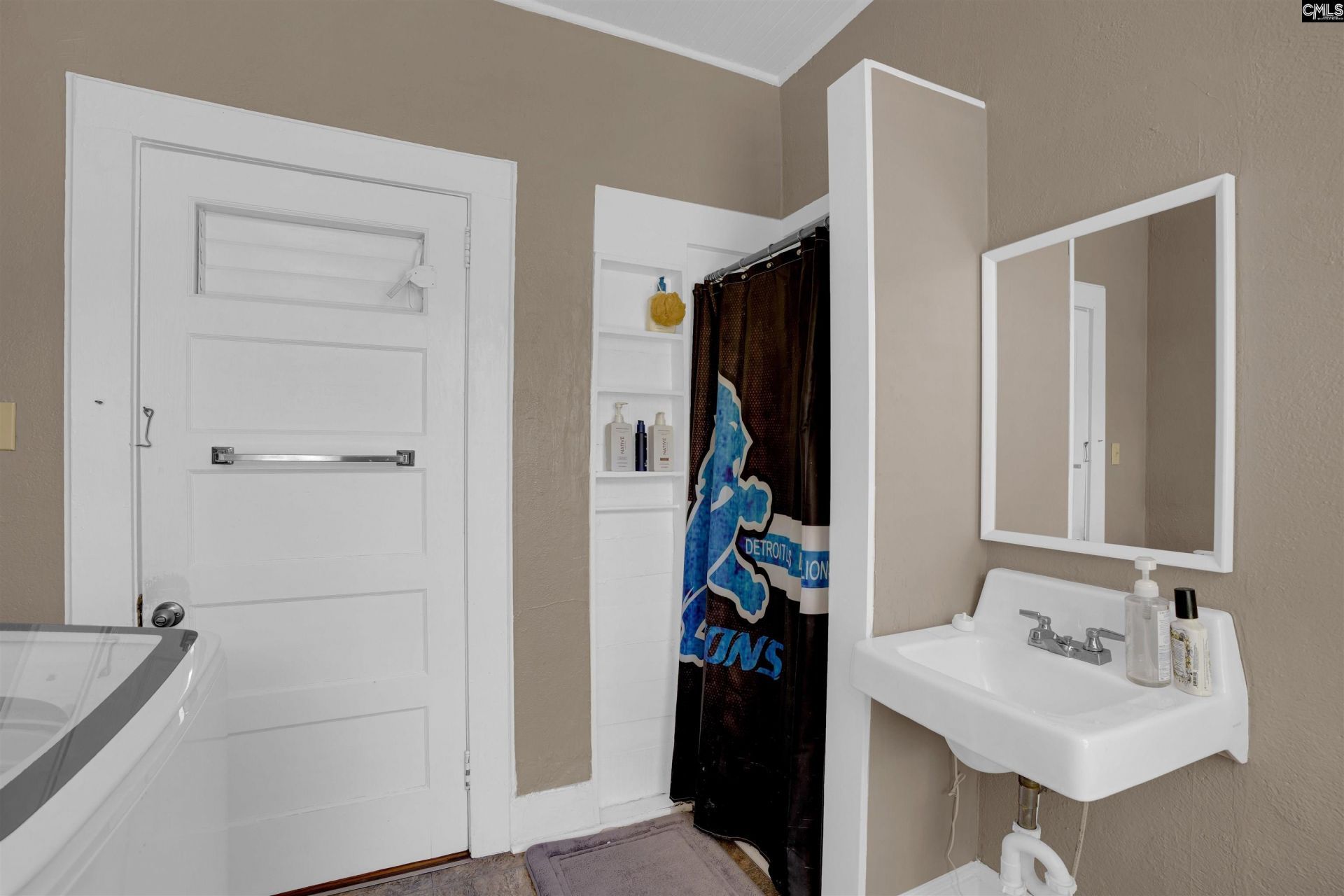 326 Lyles Street Photo 10