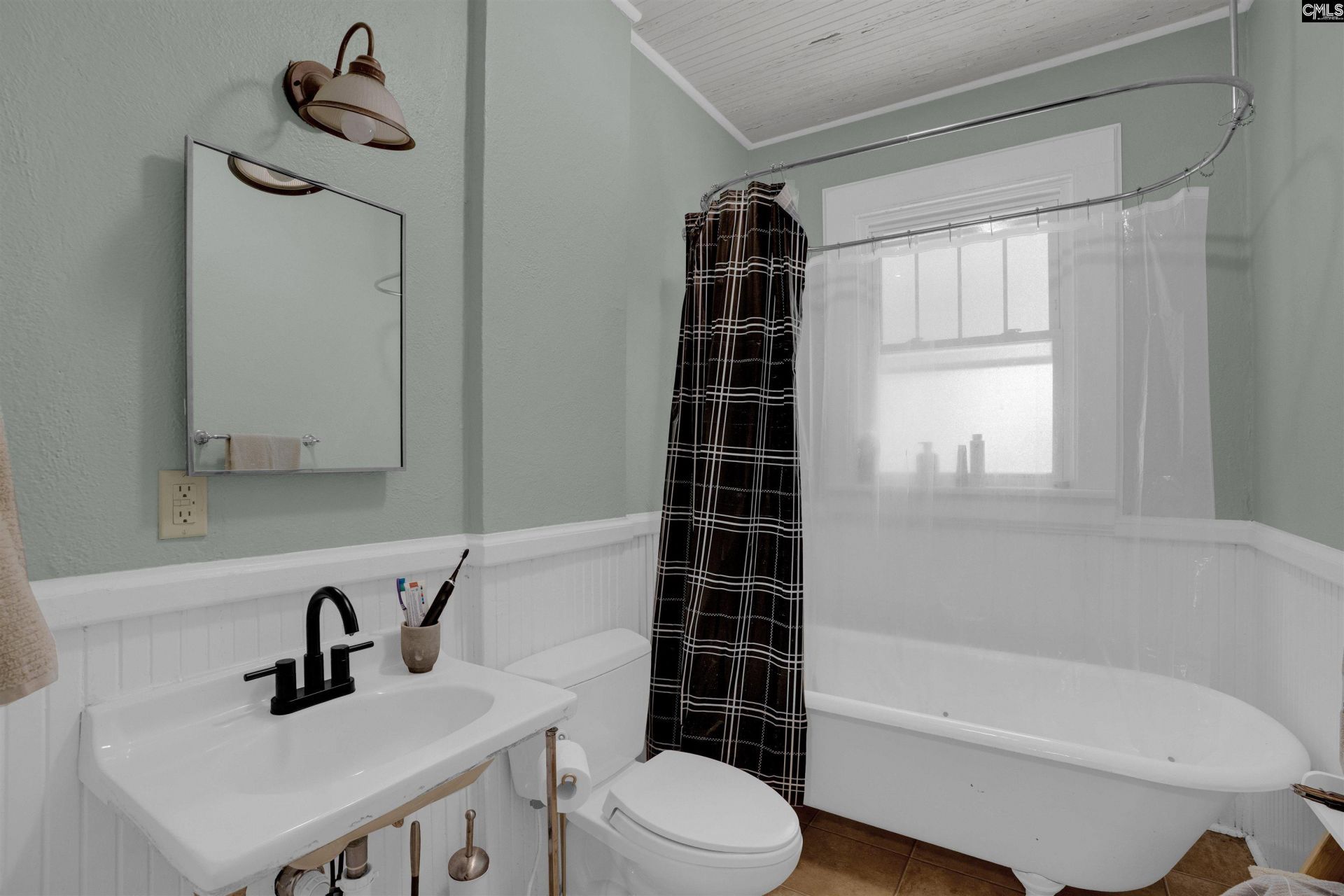 326 Lyles Street Photo 16