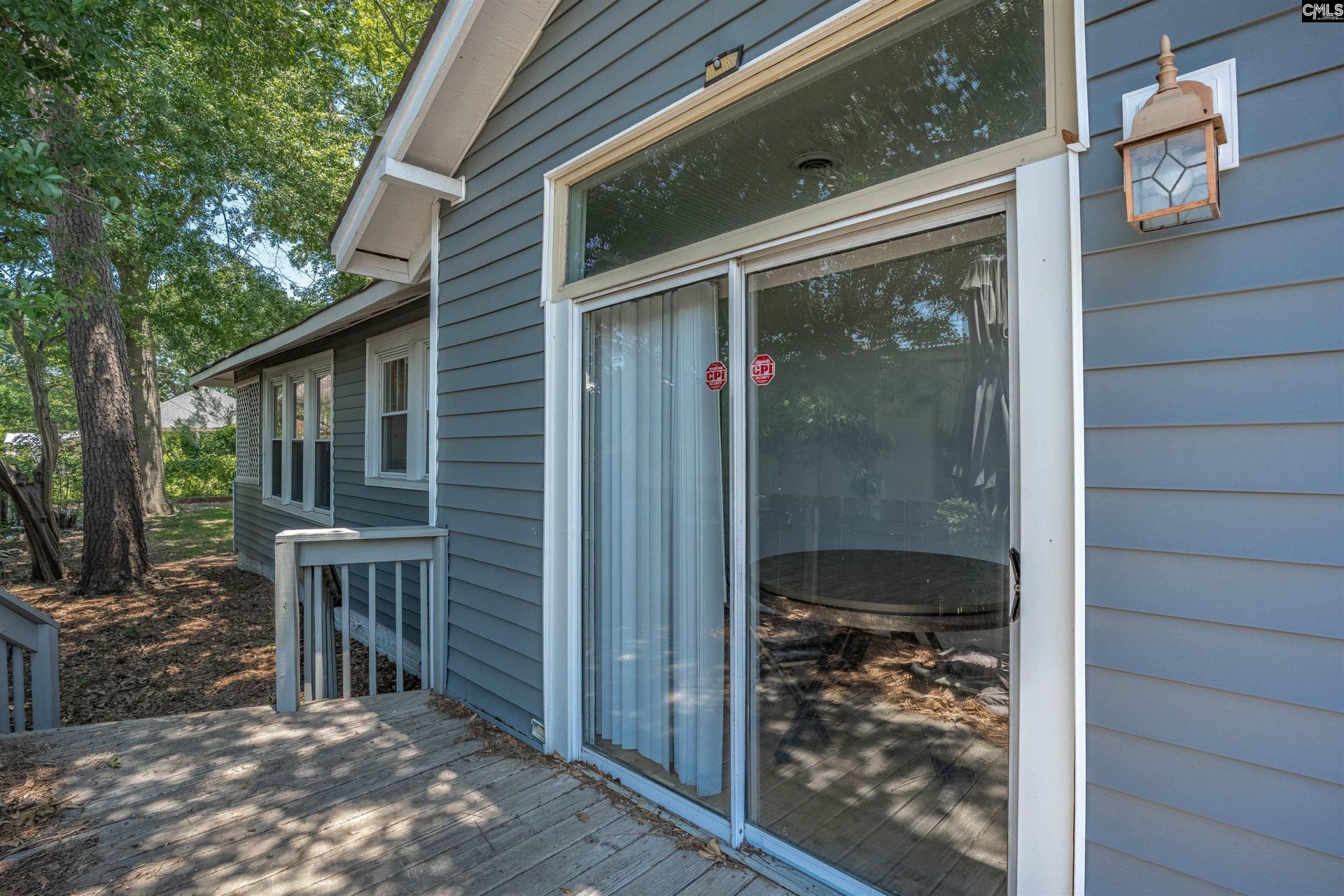 326 Lyles Street Photo 17