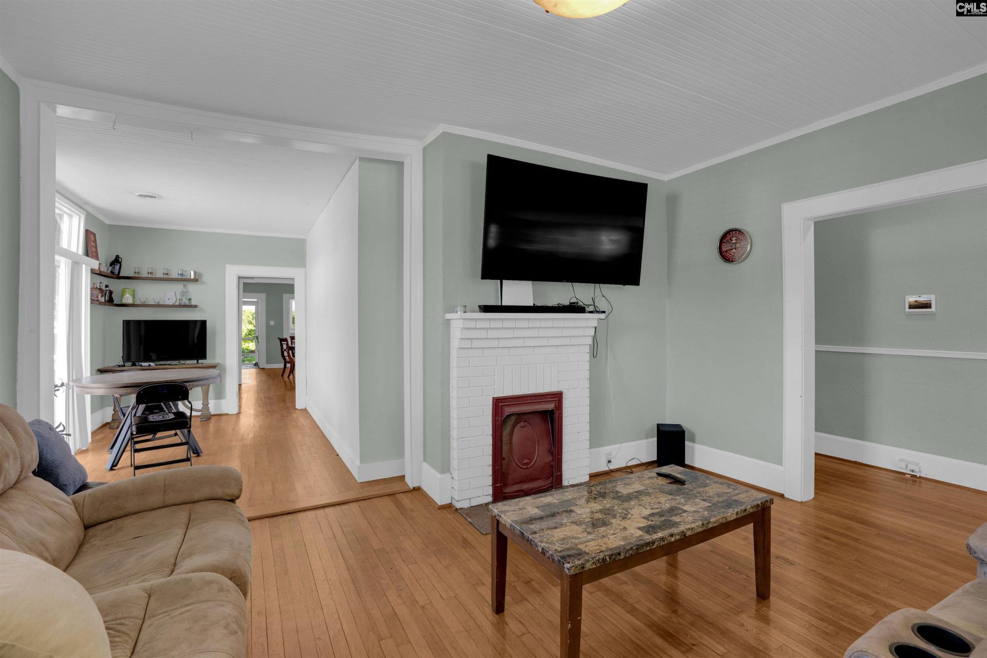 326 Lyles Street Photo 5
