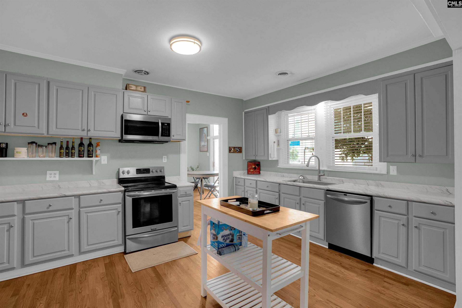326 Lyles Street Photo 6