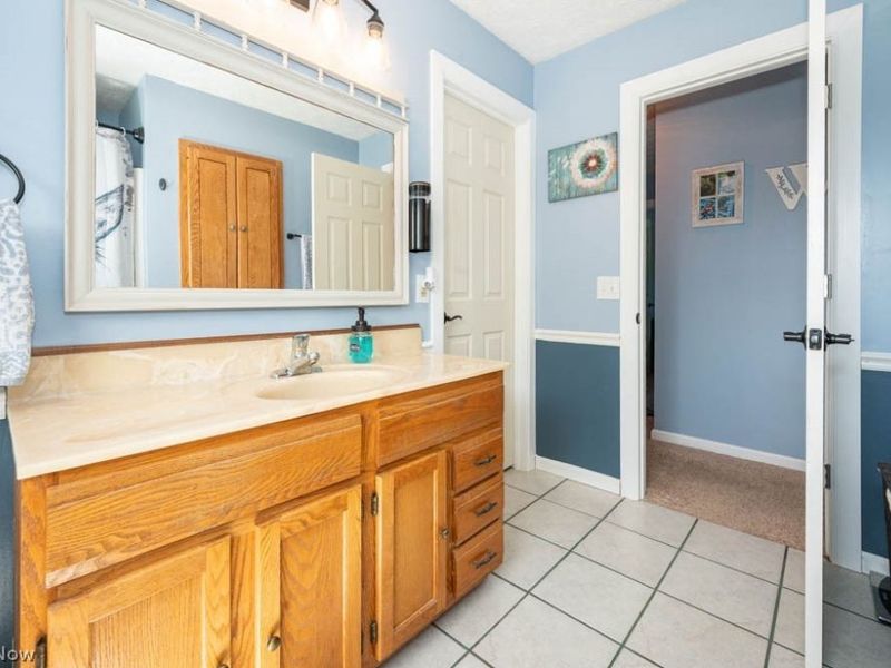 7308 Lake O Springs Avenue NW, North Canton, OH 44720 Photo 18