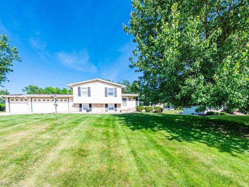 7308 Lake O Springs Avenue NW, North Canton, OH 44720 Photo 44
