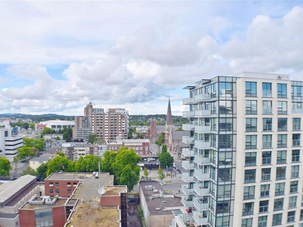 845 Johnson St , Unit #1401, Victoria, BC V8W 0G3