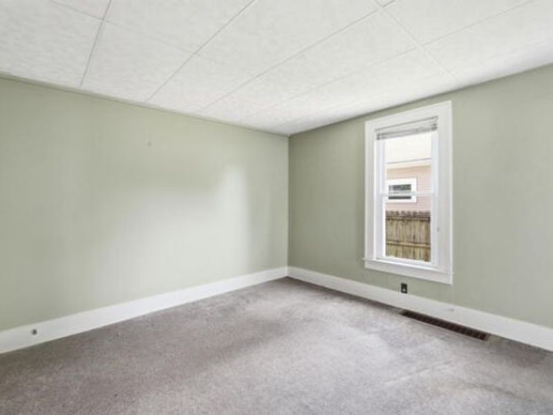204 Washington Avenue, Bellefontaine, OH 43311 Photo 7
