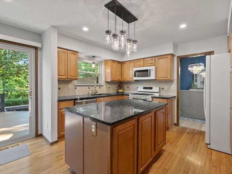 2448 Shroton Court, Powell, OH 43065 Photo 6