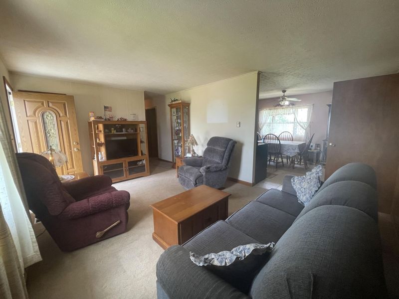 9639 Cook Yankeetown Road NE, Mount Sterling, OH 43143 Photo 4