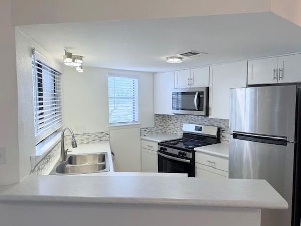 2500 Burleson RD, Unit 713, Austin, TX 78741