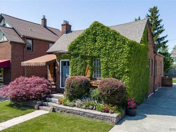 354 Wardman Road , Kenmore, NY 14217