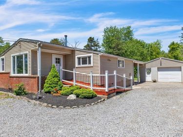 1311 Bullis Road , Elma, NY 14059