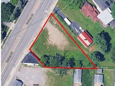 1131 Harlem Road , Buffalo, NY 14227