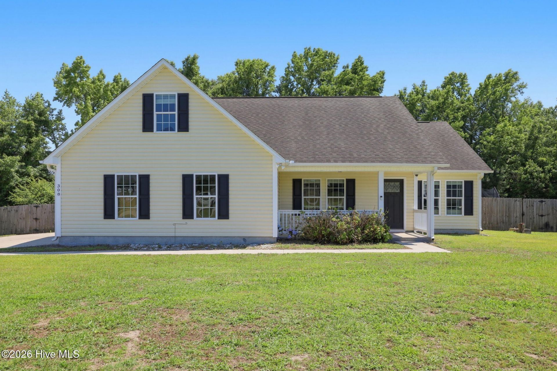 308 Otter Creek Court , Richlands, NC 28574 Main Photo