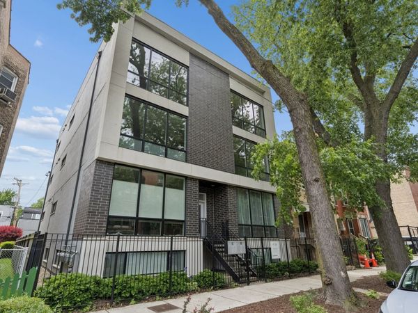 2733 W Hirsch Street , Unit 3W, Chicago, IL 60622