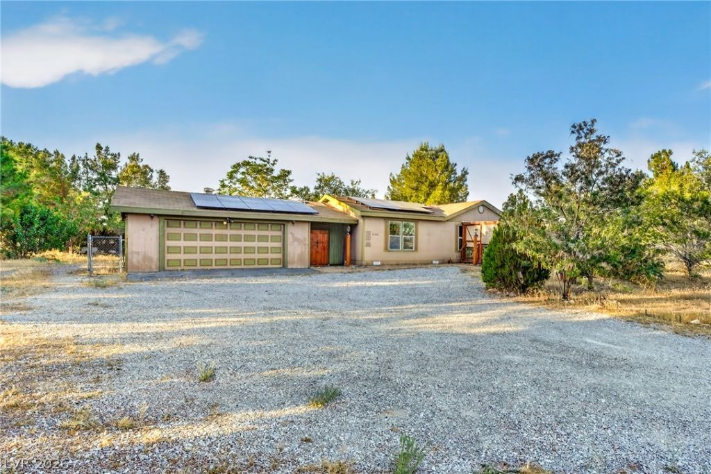 3160 E Navajo Boulevard , Pahrump, NV 89061
