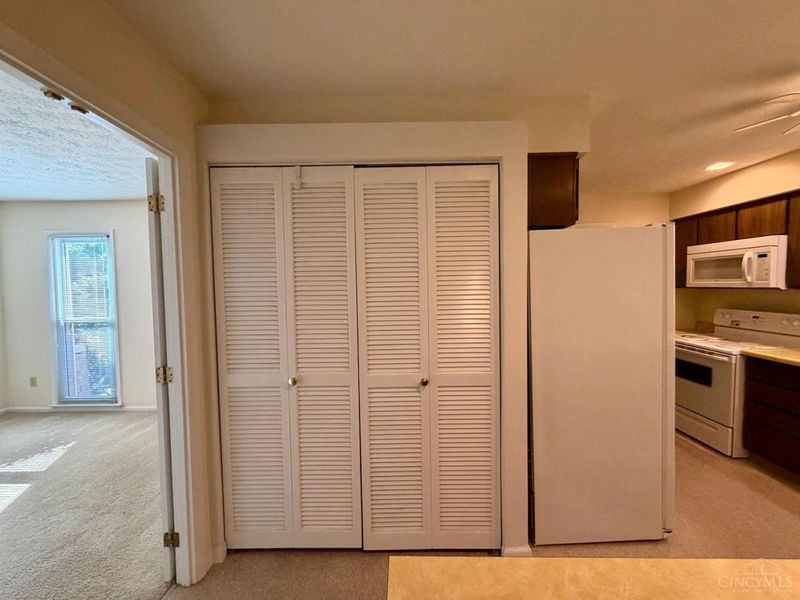 12005 Elkridge Drive, Springdale, OH 45240 Photo 19