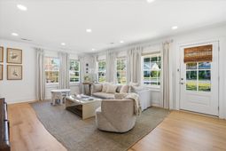 311 Lamont Road photo 4