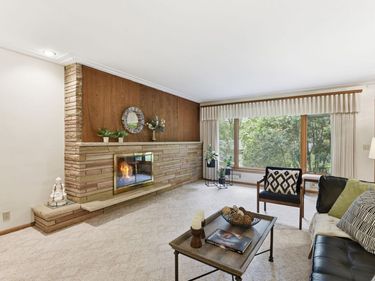6221 Hansen Road, Edina, MN 55436