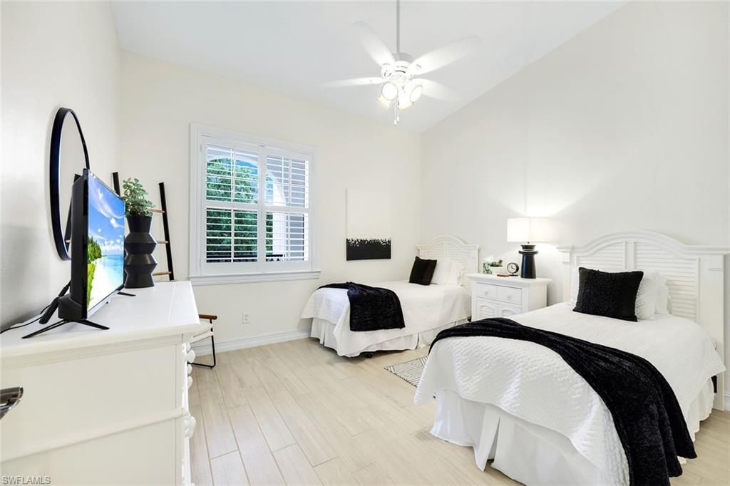 800 Breakaway Ln, Unit 203, Naples, FL 34108 Photo