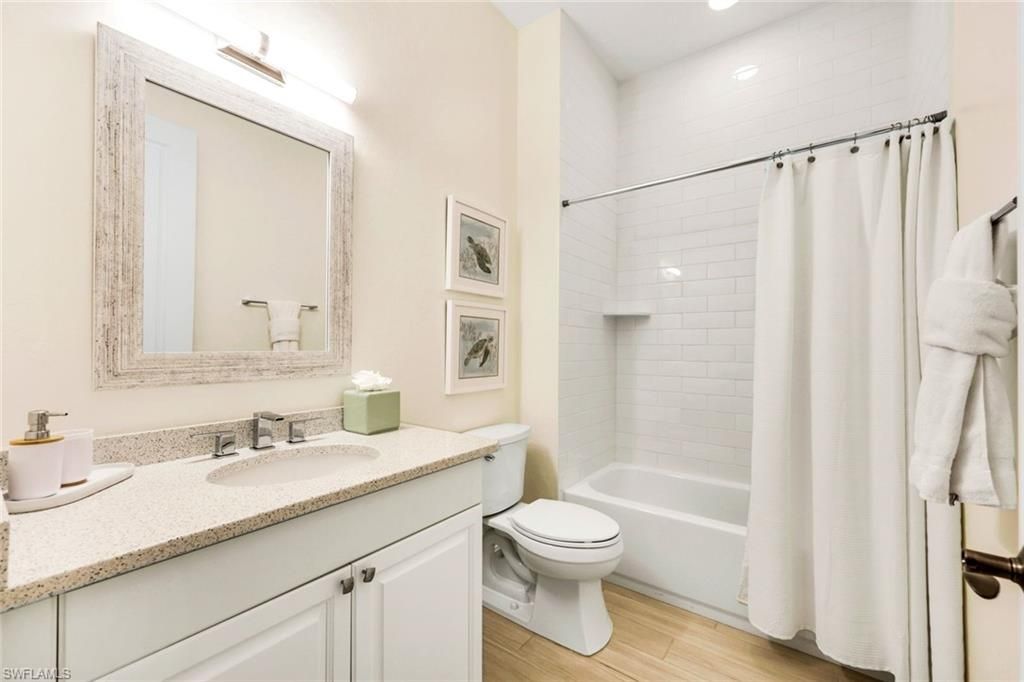 800 Breakaway Ln, Unit 203, Naples, FL 34108 Photo