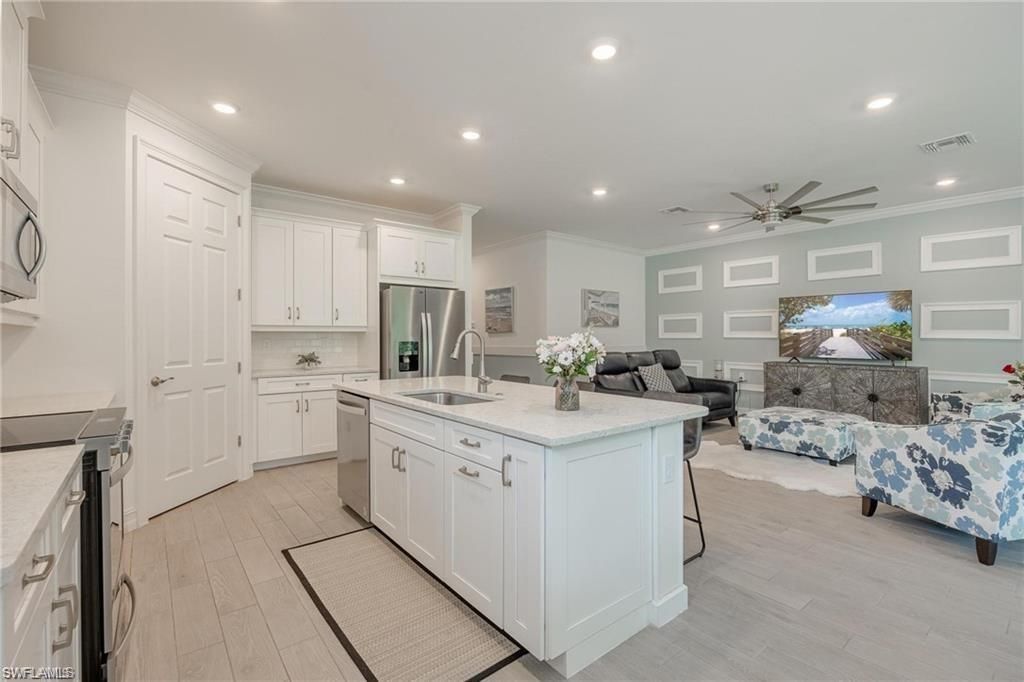 299 Tamarindo Ln , Naples, FL 34114 Photo