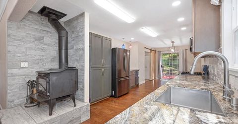 5758 Vacation Blvd, Somerset, CA 95684 Photo