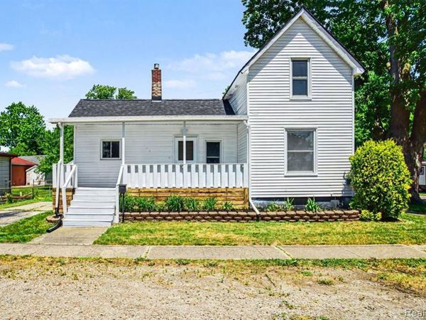 106 Pope Street, Lapeer, MI 48446
