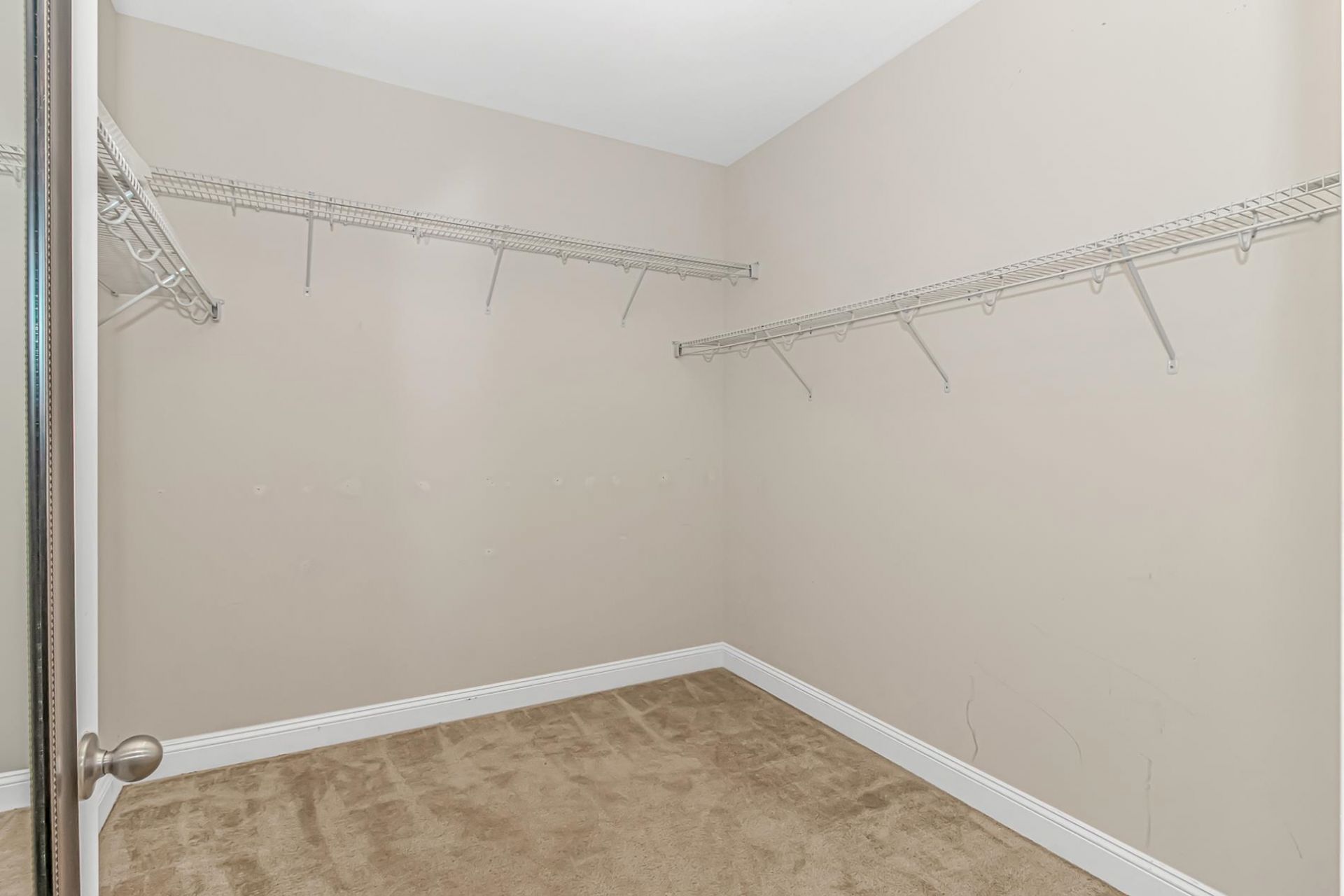 621 Garden Ave. Photo 16