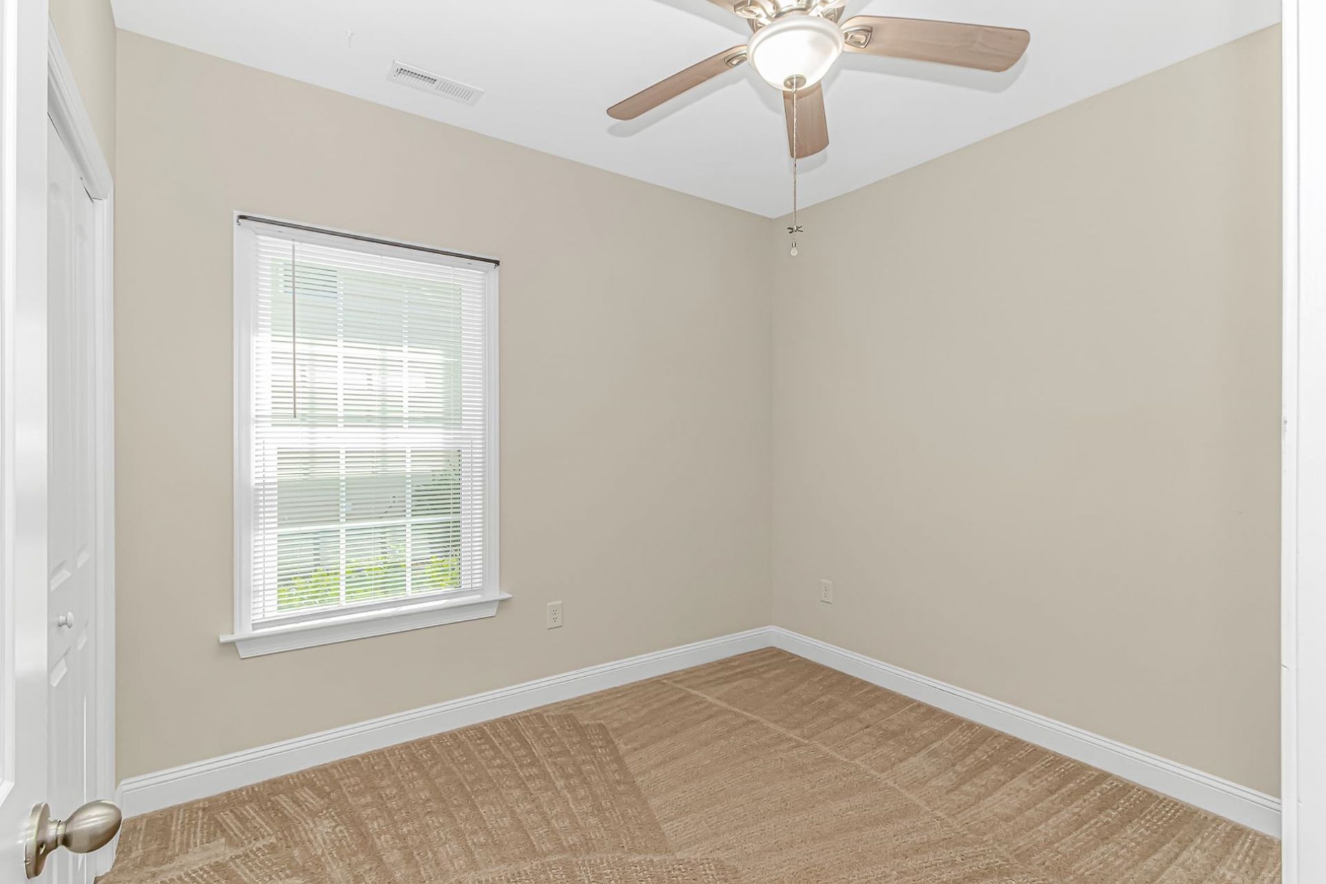 621 Garden Ave. Photo 22