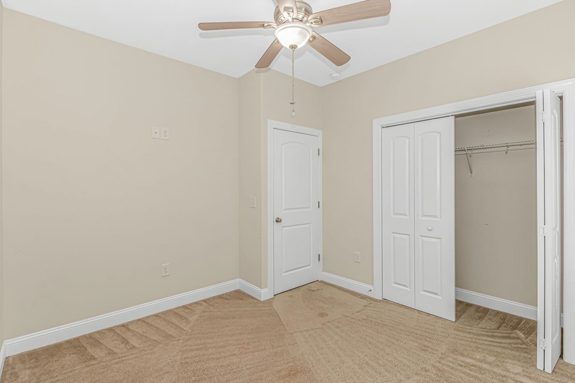 621 Garden Ave. Photo 23