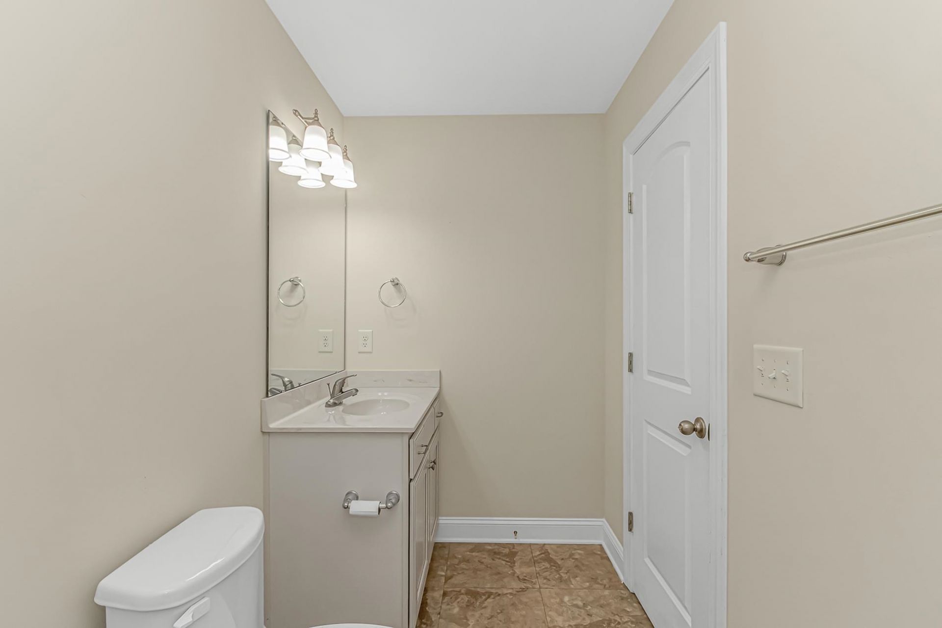 621 Garden Ave. Photo 27