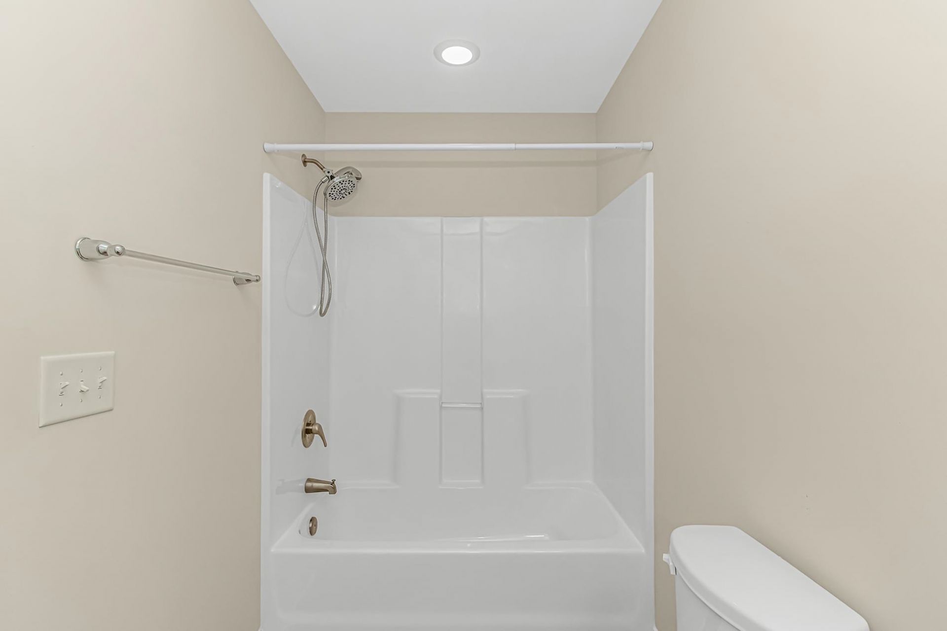 621 Garden Ave. Photo 28