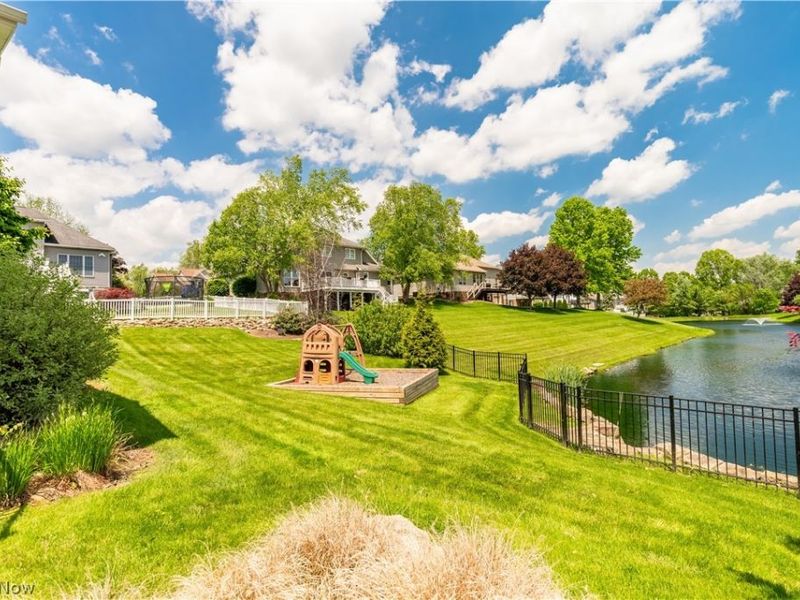 1387 Walnut Ridge Drive, Uniontown, OH 44685 Photo 46
