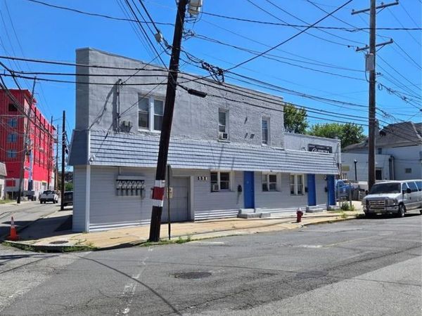 198 Kansas Street, HACKENSACK, NJ 07601