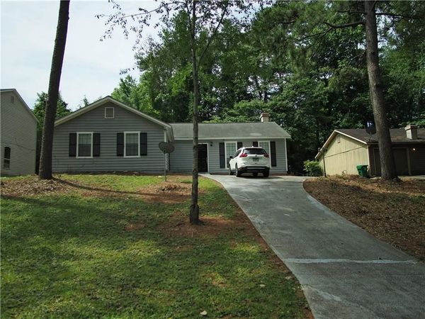 5139 Galbraith Circle , Stone Mountain, GA 30088