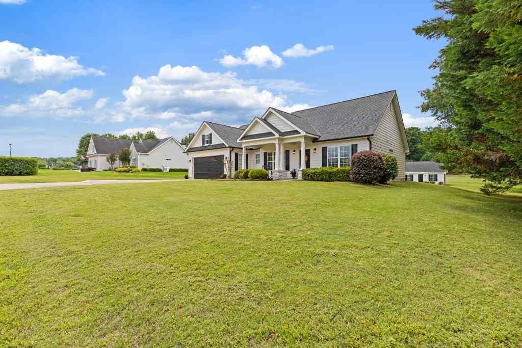360 Finch Way , Jefferson, GA 30549 Main Photo