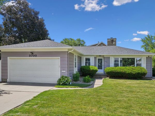 3700 23rd Avenue , Rock Island, IL 61201