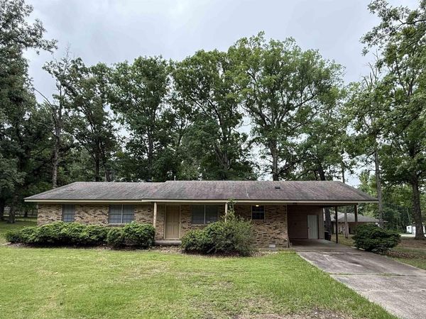 614 Winchester Street , White Hall, AR 71602