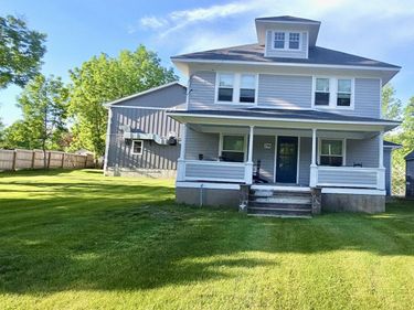 29 East Main , North Canaan, CT 06018