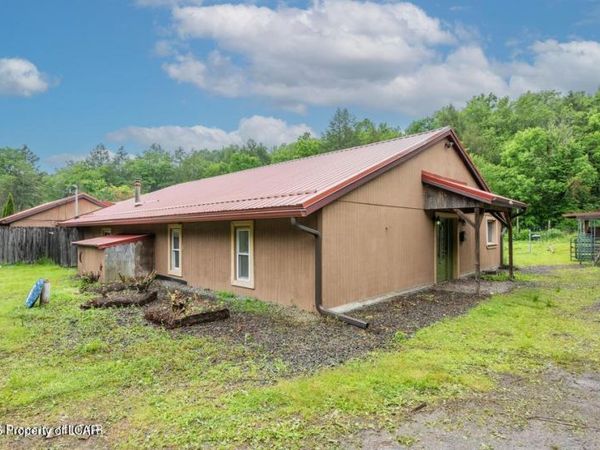 1842 PA-118, Sweet Valley, PA 18656