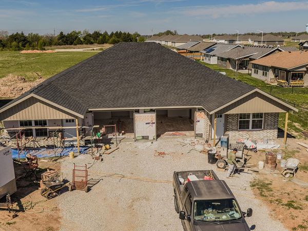 2721/2753 S Caden Lane , Bolivar, MO 65613