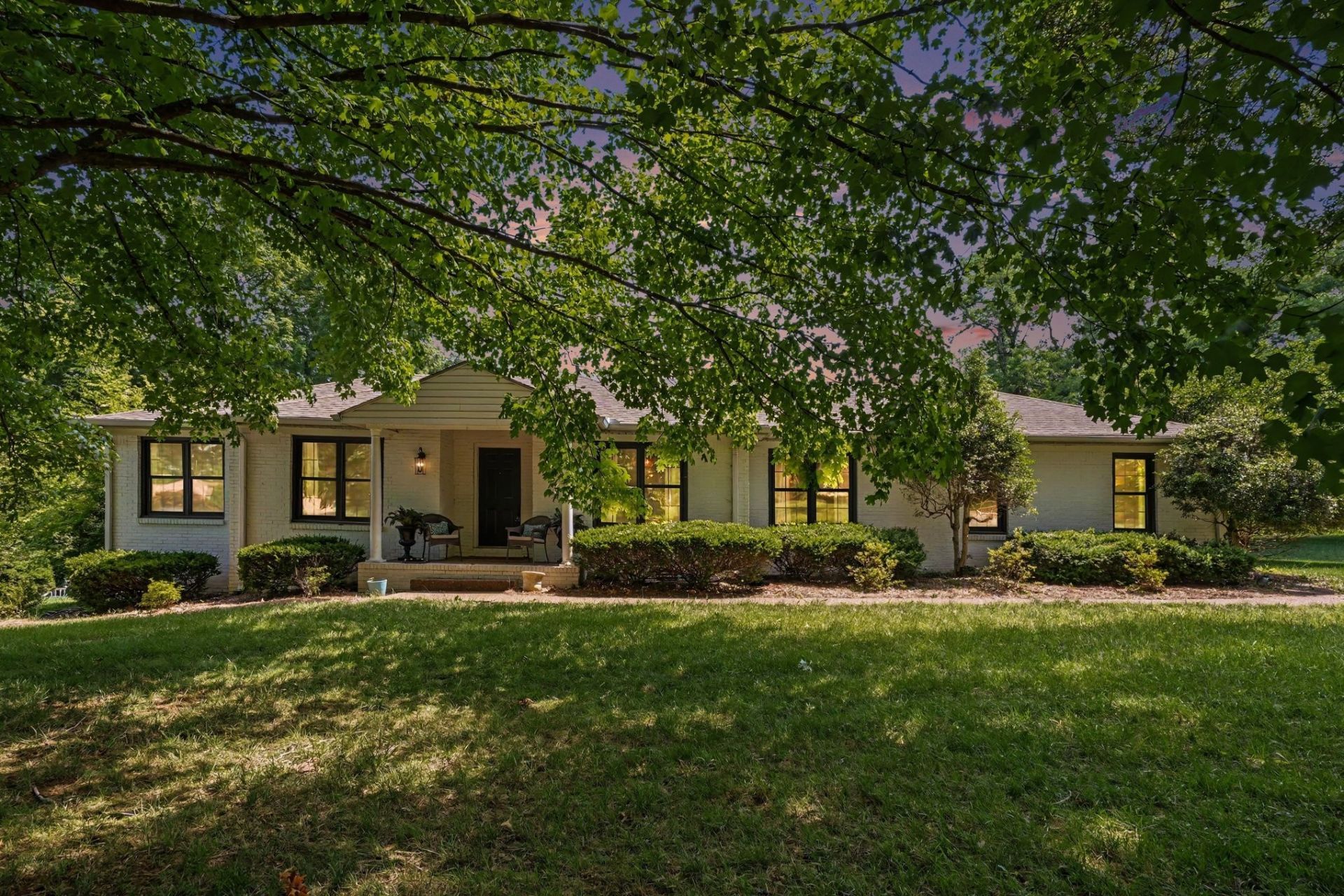 5502 W Shady Trl, Old Hickory, TN 37138 Main Photo