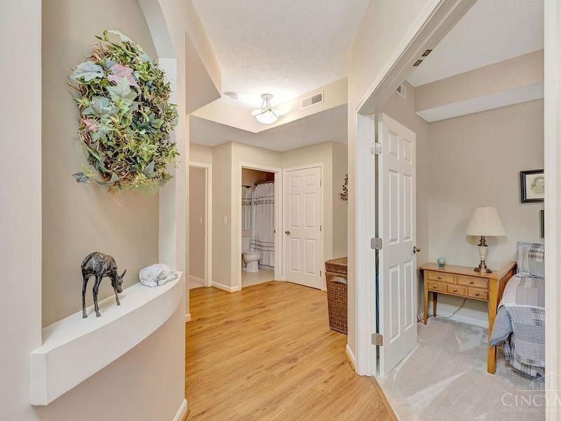 4499 English Oak Court, Mason, OH 45040 Photo 2