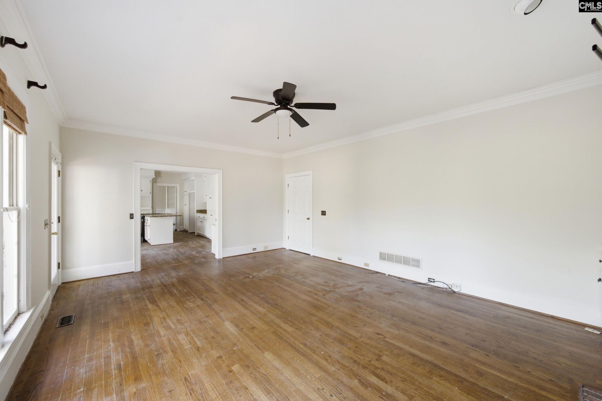454 Running Fox Drive  Photo 18